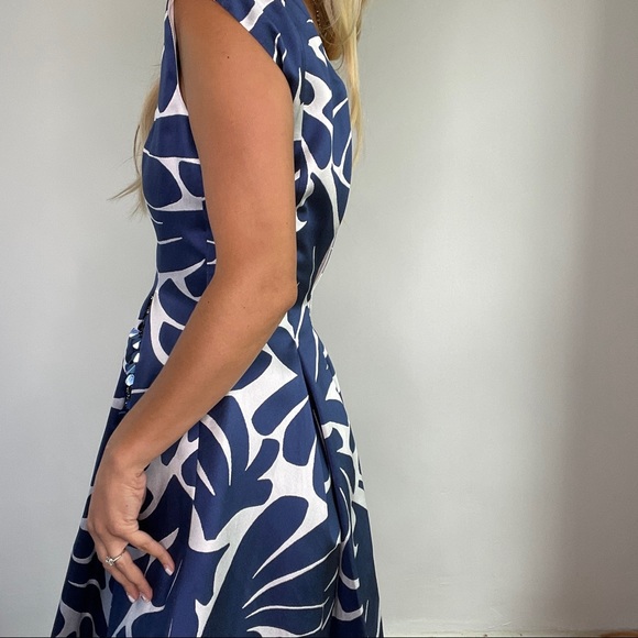 Talbot Runhof - Picture 6 of 11